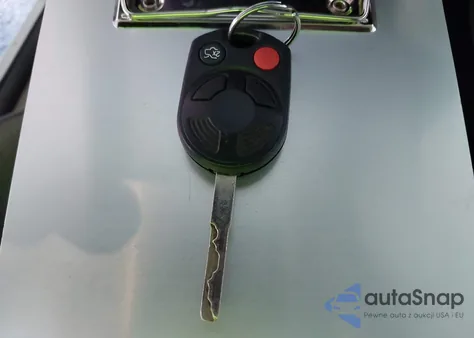 2014 Ford Focus Se из США, поврежденный, VIN 1FADP3K2XEL177020